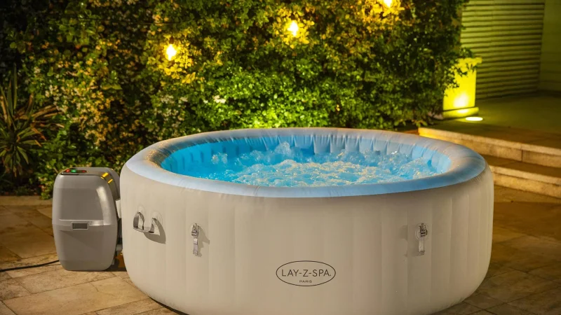 Lay-Z-Spa modellen vergelijken (2026): Paris vs Palm Springs vs Hawaii